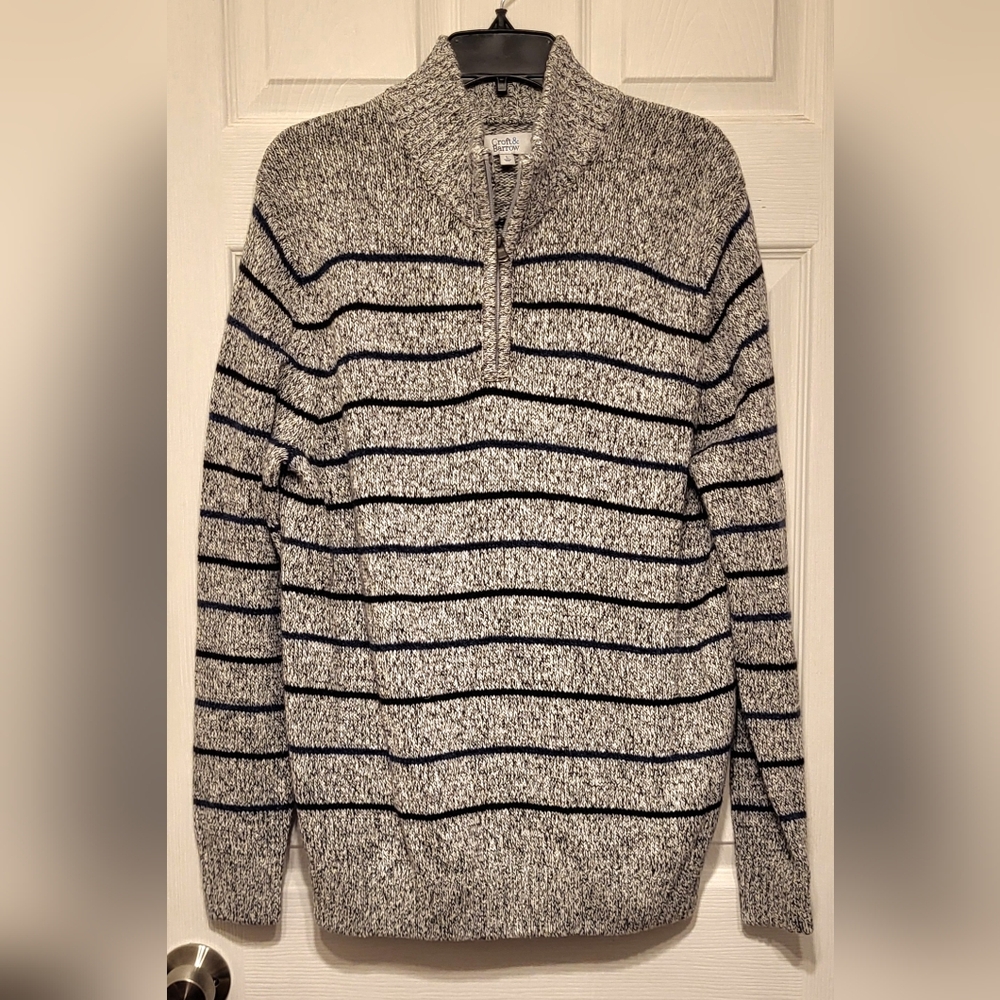 Croft and Barrow  mens pullover sweater large gray